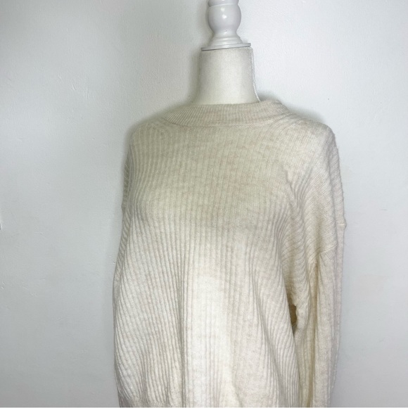 NWT H&M Crewneck Pullover Ribbed Sweater Cream Ivory Size Small - Picture 12 of 14